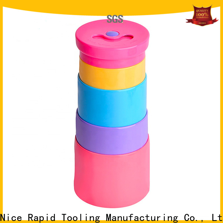 High-quality silicone drink bottle factory for camping